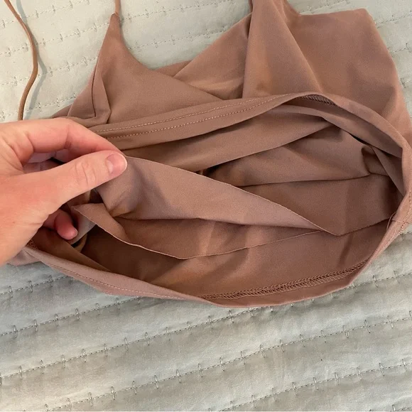 SHEIN Women’s Spaghetti Strap Crop Top - Picture 3 of 5